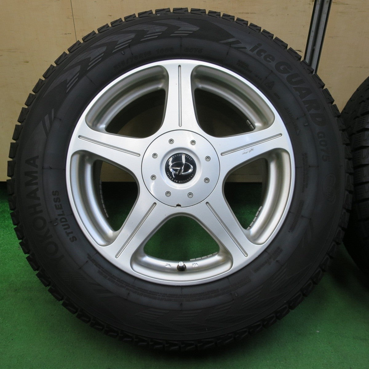 4本価格★スタッドレス 215/70R16 ヨコハマ アイスガード G075 KOSEI 光生 16インチ PCD100 114.3/5H マルチ★4091106イス