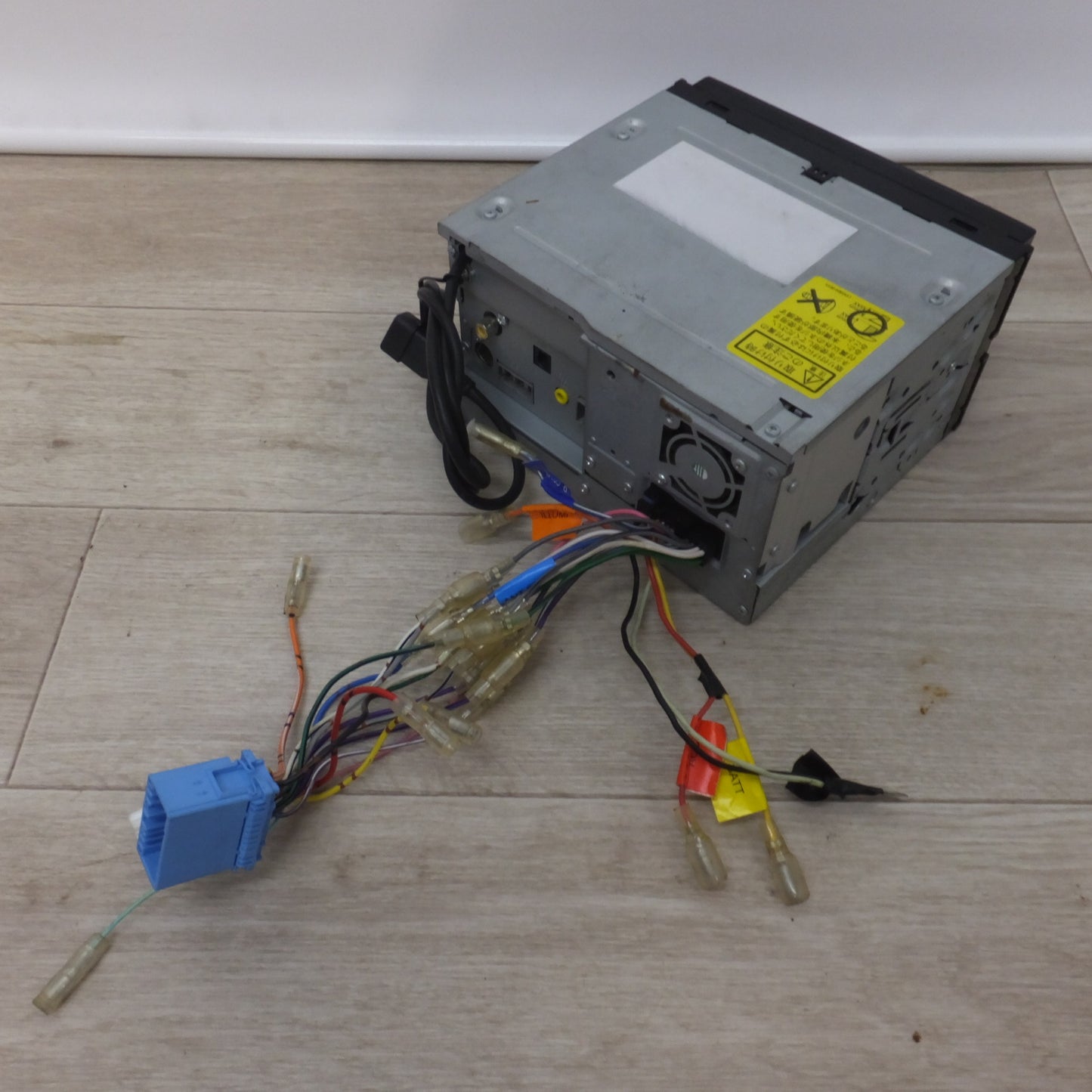 [送料無料] ★ケンウッド KENWOOD AVナビゲーションシステム MDV-L401(9★