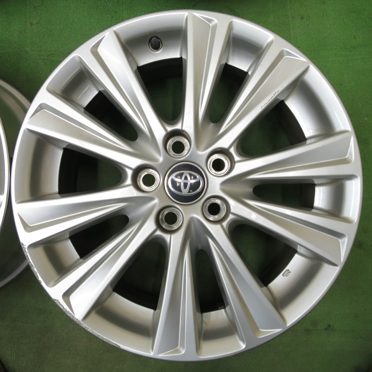 4本価格◎トヨタ 30系 アルファード ヴェルファイア 純正 ホイール 18インチ 18×7.5J PCD114.3/5H◎6081202NGホ