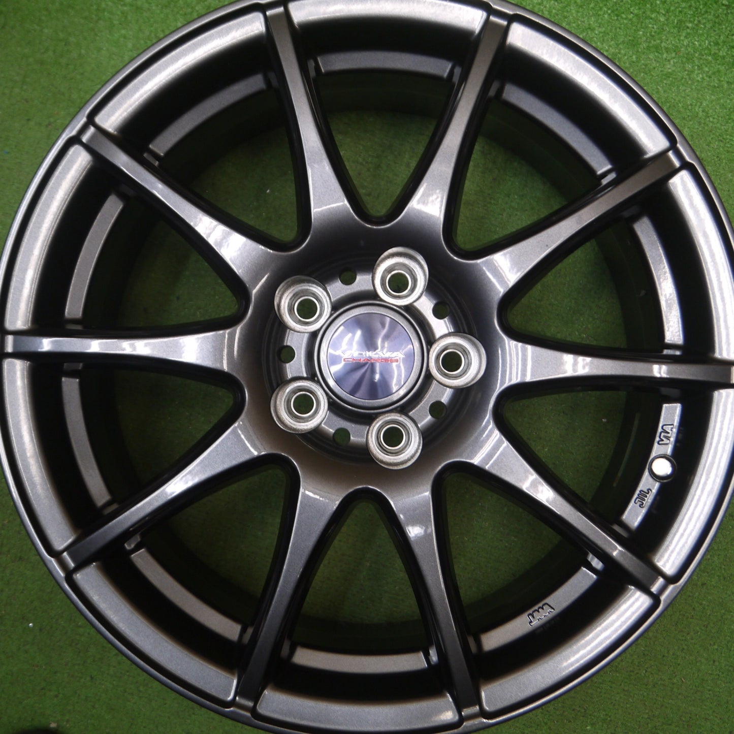 *送料無料* キレイ★VELVA CHARGE ヴェルヴァ ホイール 16インチ 16×6J PCD100/5H★4053105Hホ