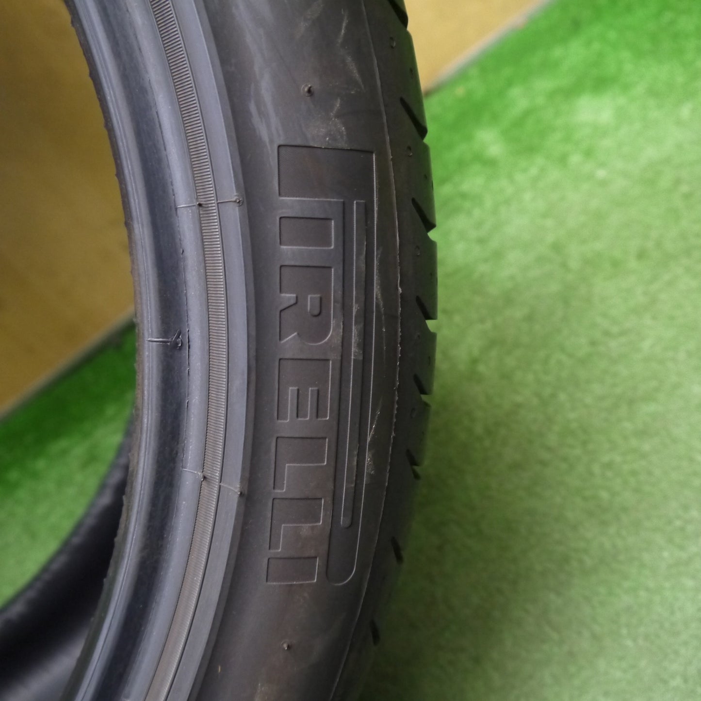 バリ溝！24年！8.5分！2本★295/35R21 ピレリ PZERO TM Pゼロ 21インチ タイヤ マセラティ ポルシェ カイエン 等★6032503Hノタ