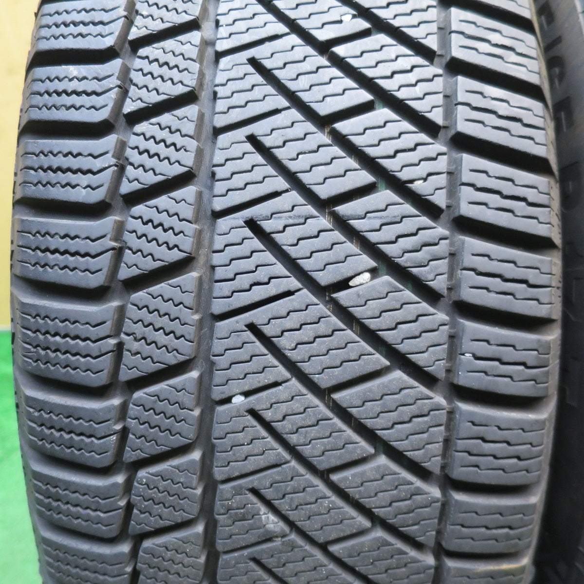 バリ溝！8.5分★スタッドレス 225/65R17 コンチネンタル コンチバイキング コンタクト6 VELVA AGUDO ヴェルヴァ アグード 17インチ PCD114.3/5H★6031101NJス