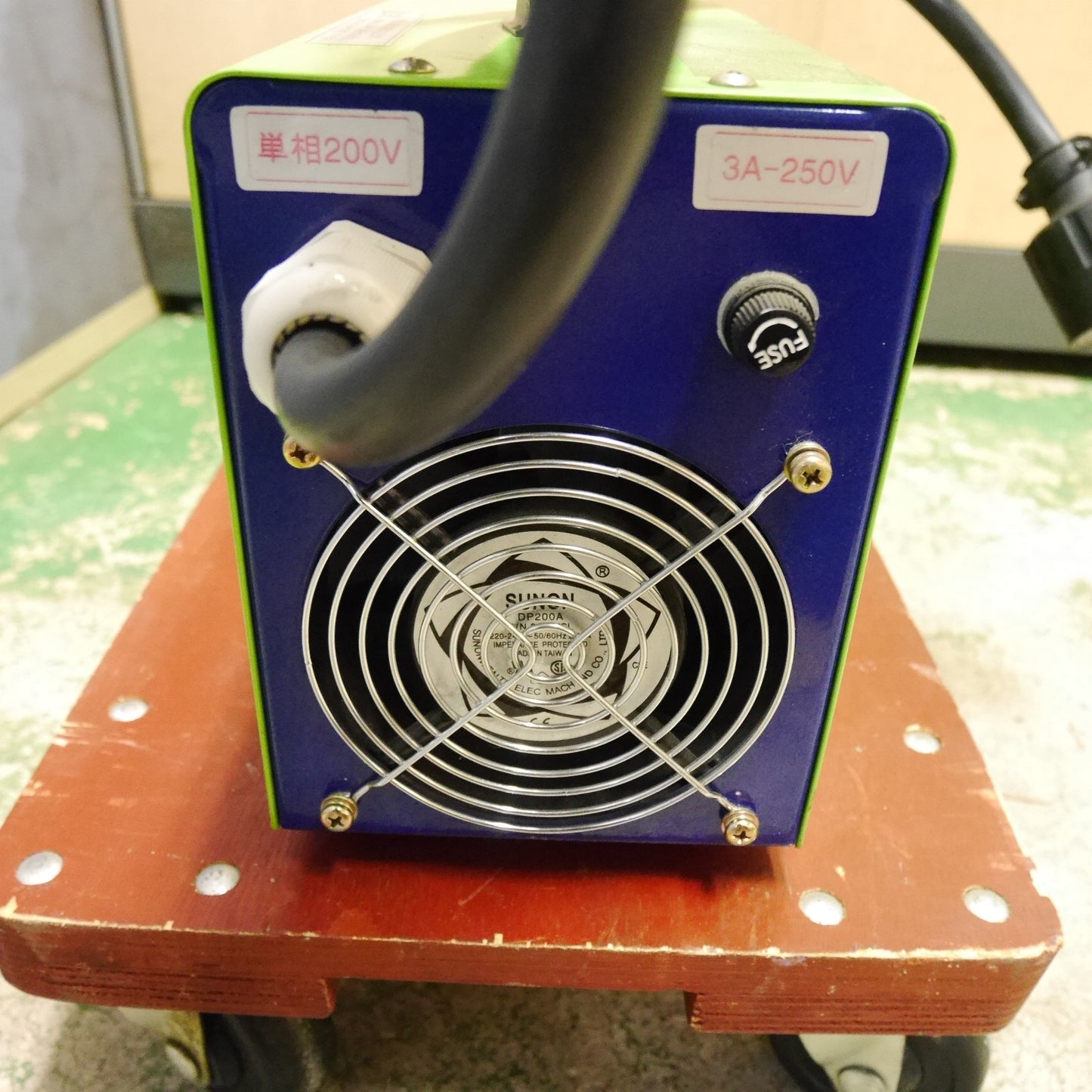 [送料無料] ☆イクラ 手溶接 用 直流 アーク 溶接 機 IS-L160D 単相 200V 育良精機☆