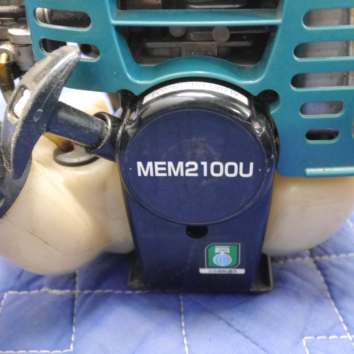 【岐阜発 直接引取限定】☆マキタ エンジン 刈払機 MEM2100U 刈り払い機 makita 草刈機 草刈り機 混合 ガソリン 両手 ハンドル☆