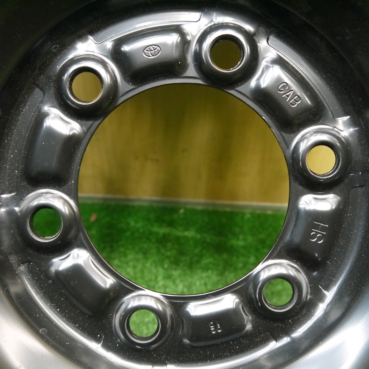 新車外し★トヨタ ハイエース 純正 スチール ホイール 15インチ 15×6J PCD139.7/6H★6022412Hホ