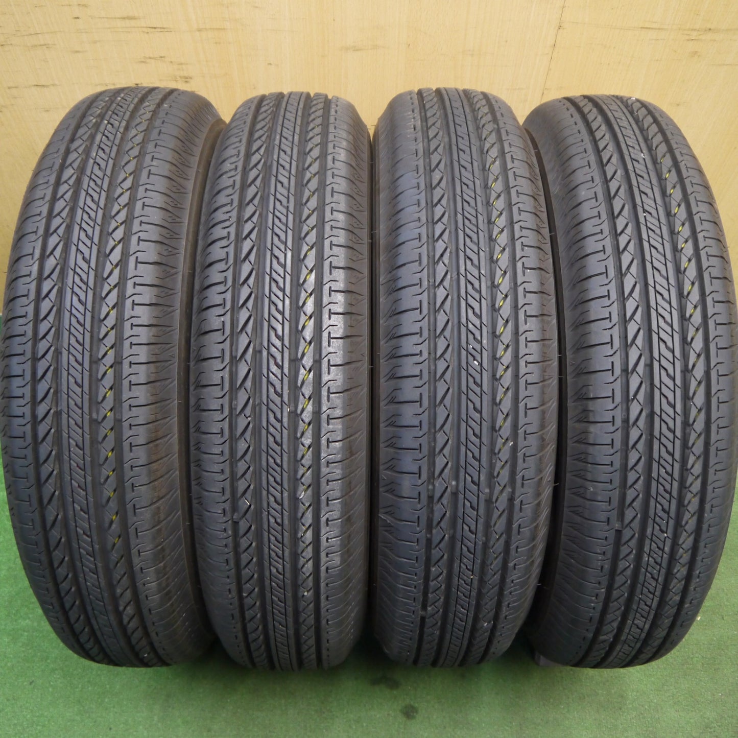 超バリ溝！25年！9.5分以上★ジムニー 等 175/80R16 ブリヂストン デューラー H/L 852 DUELER タイヤ 16インチ★6070801KKノタ