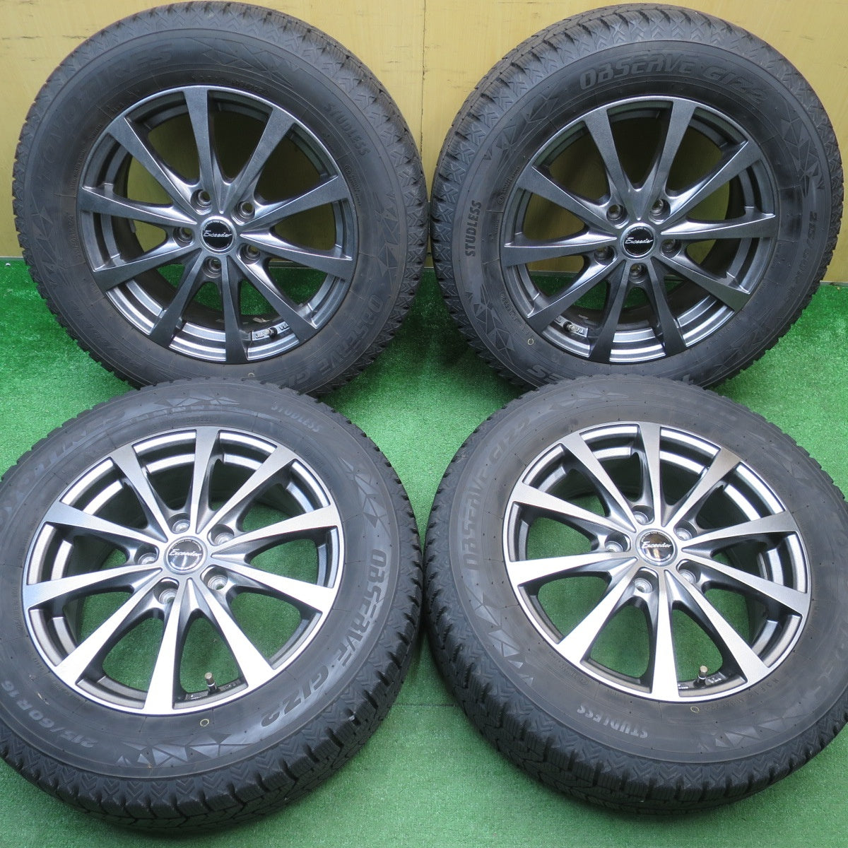 バリ溝！22年！キレイ！9.5分★スタッドレス 215/60R16 トーヨー オブザーブ GIZ2 Exceeder エクシーダー 16インチ PCD114.3/5H★5122405NJス