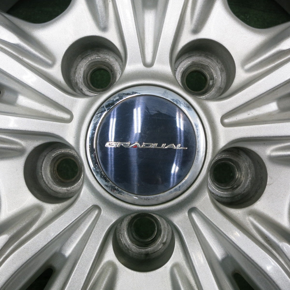 *送料無料* バリ溝！22年！キレイ！9分★スタッドレス 185/60R15 ブリヂストン ブリザック VRX3 GRADUAL グラデュアル 15インチ PCD100/5H★4070202NJス