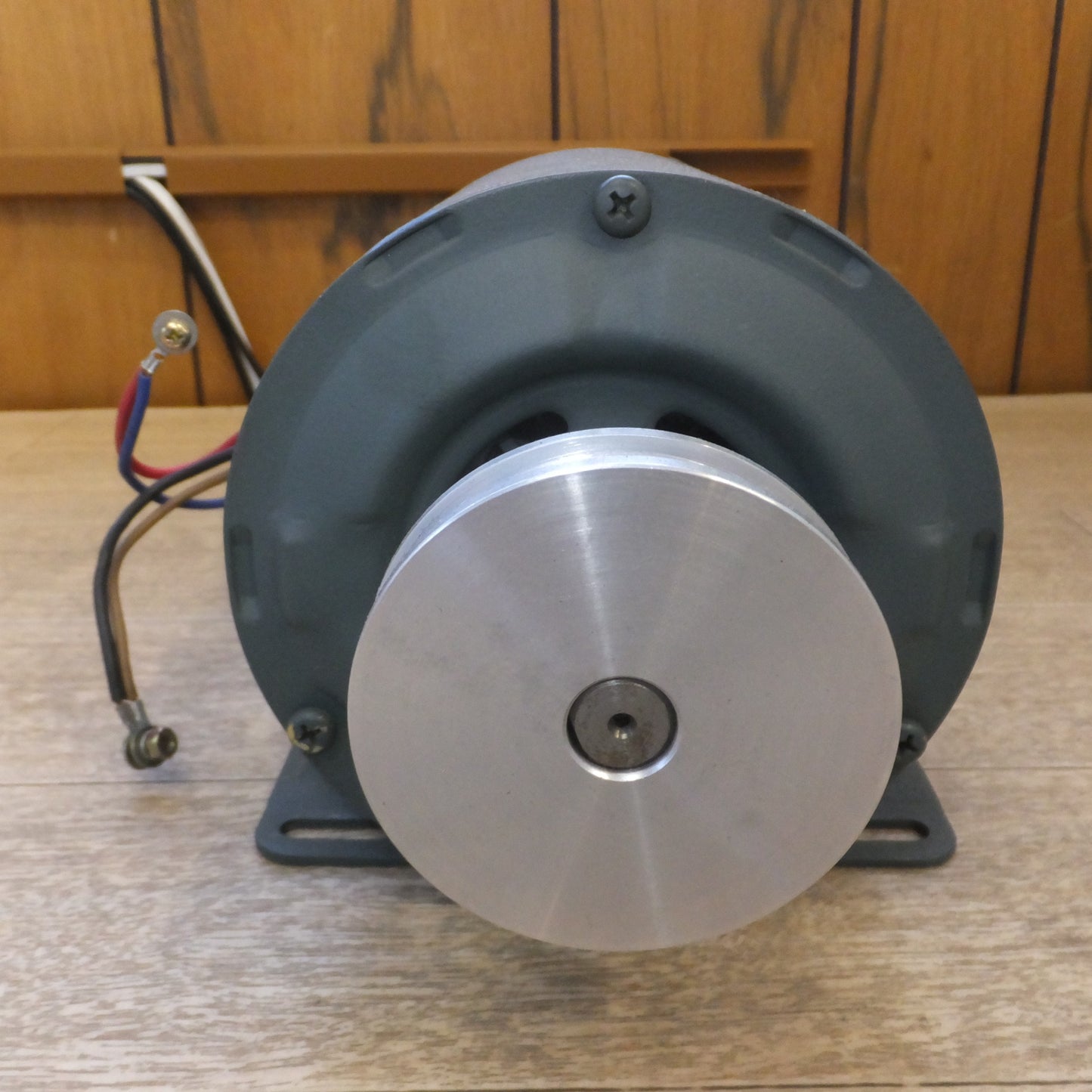 [送料無料] 現状品★北芝電機 TOSHIBA 単相モーター SIK-DBKK8　0.1kW 4POLE 100V 50/60Hz　SPLIT-PHASE-START★