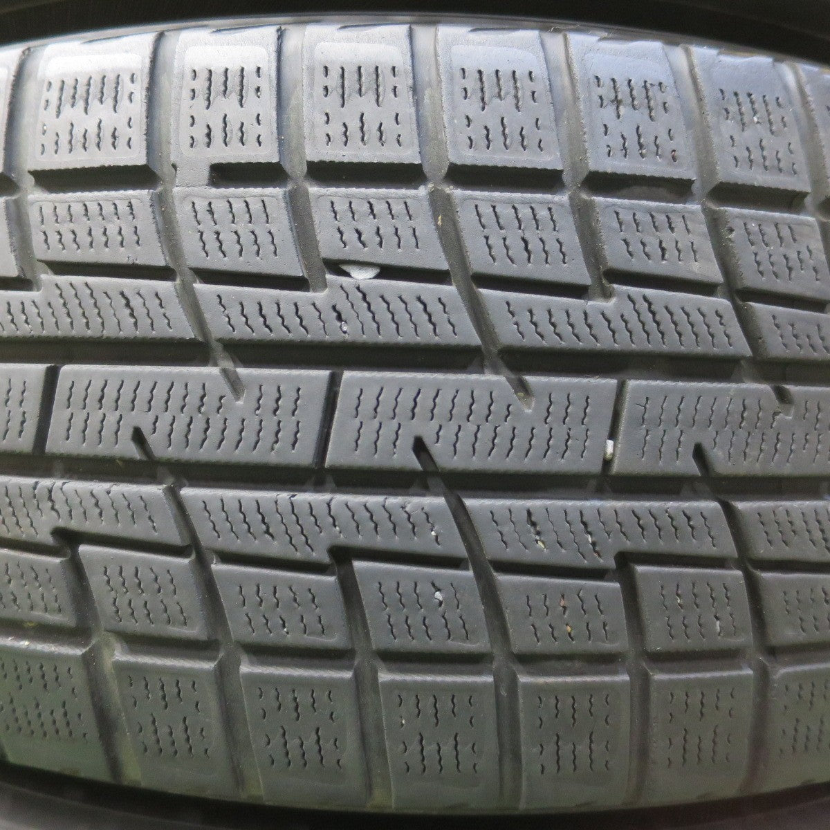 キレイ◎シエンタ 等 185/60R15 スタッドレス ヨコハマ アイスガード iG30 MANARAY SPORT マナレイ スポーツ 15インチ PCD100/5H◎6080509IMス