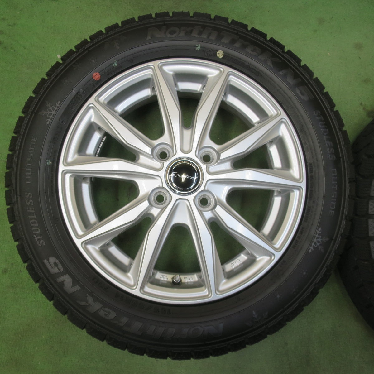 ほぼ未使用！25年！キレイ★スタッドレス 165/65R14 オートバックス ノーストレック N5 Exsteer エクスター 14インチ ソリオ ハスラー 等 PCD100/4H★6031205イス