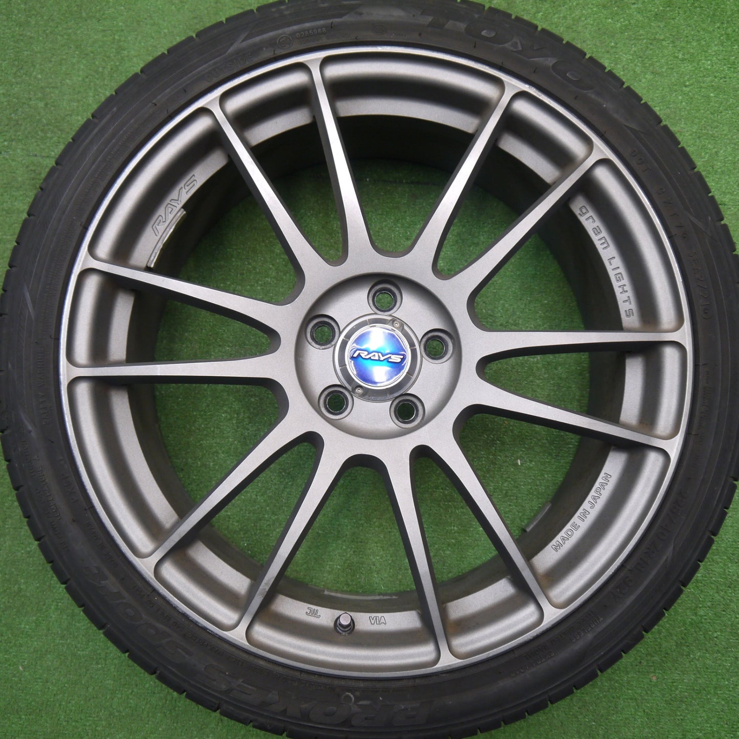 キレイ！21年★プリウス 等 RAYS gram LIGHTS 57XTREME 225/40R18 トーヨー プロクセス スポーツ レイズ グラムライツ 18インチ PCD100/5H★5120104Hノ