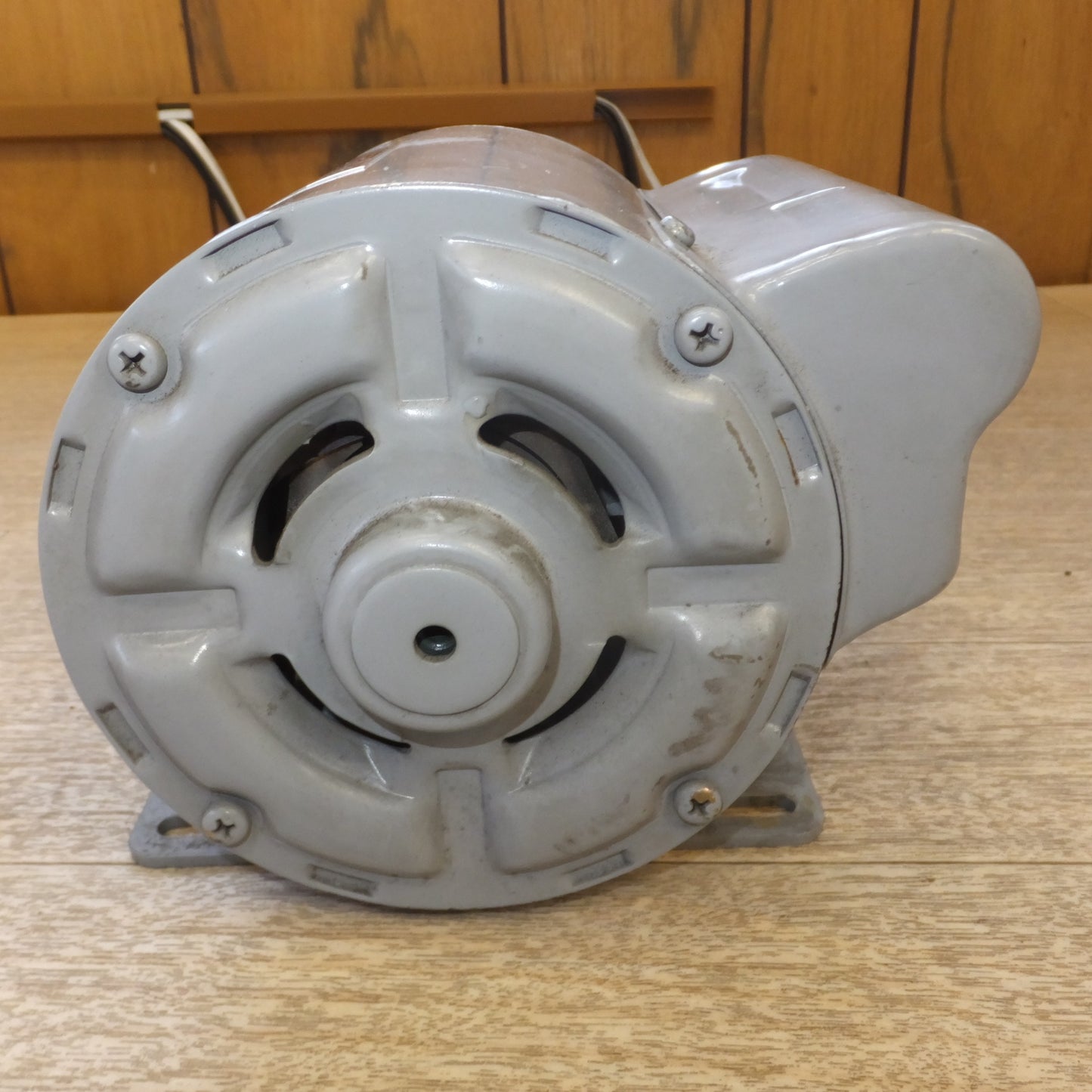 [送料無料] 現状品★三菱 MITSUBISHI 単相モーター SUPER LINE SC-KRT　0.2kW 4POLE 100V 50/60Hz　AUTO-CUT★
