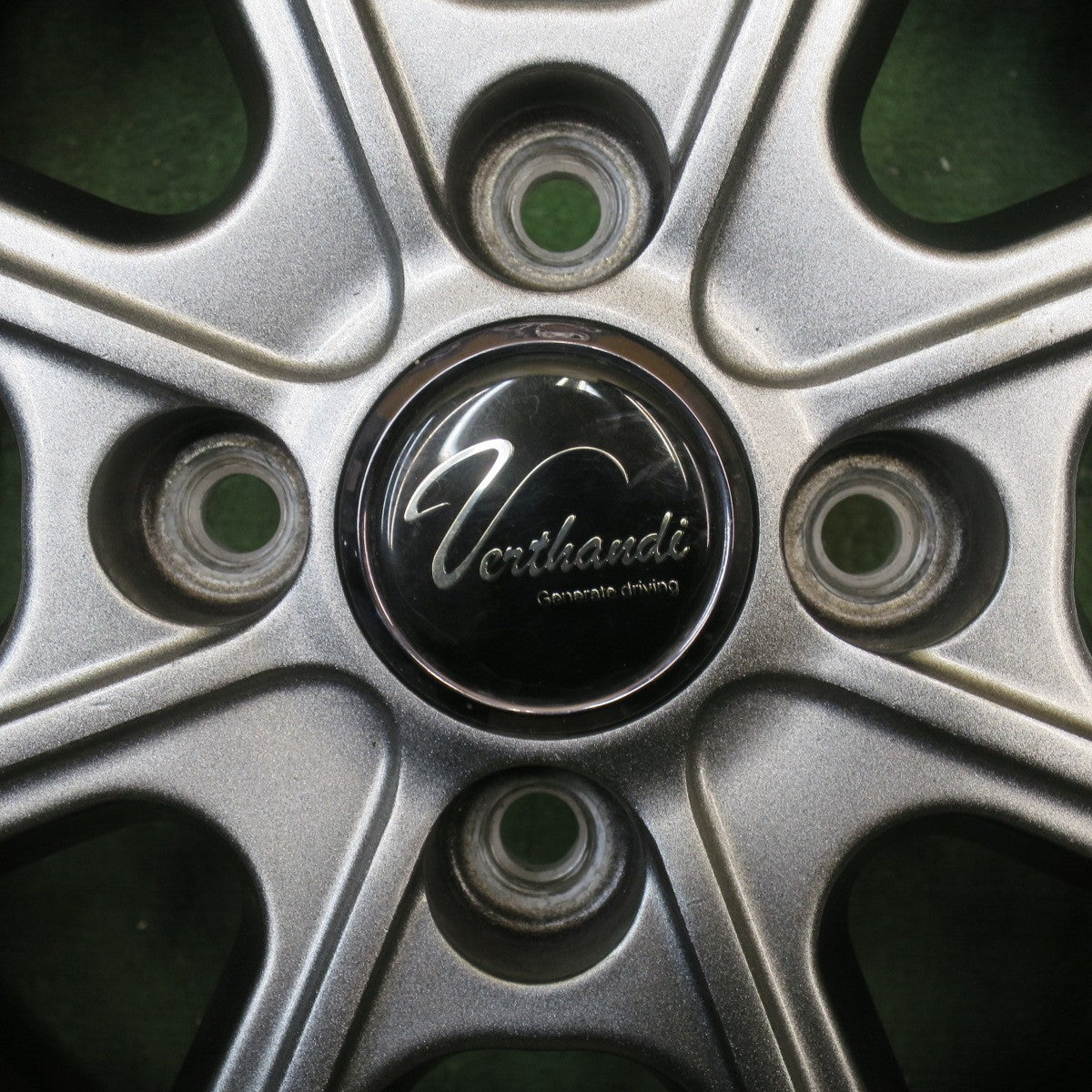 バリ溝！23年！8.5分★スタッドレス 165/55R14 ナンカン アイスアクティバ AW-1 Verthandi ヴェルザンディ 14インチ 軽サイズ ワゴンR ゼスト 等 PCD100/4H★6031806NJス