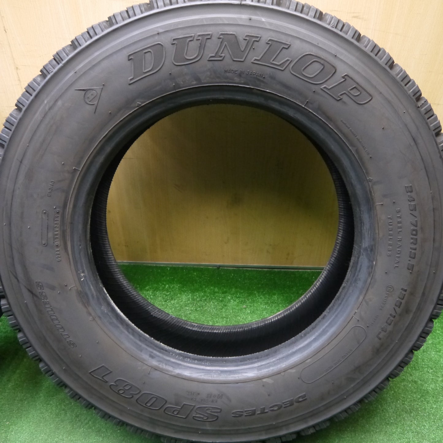 2本価格★トラック タイヤ 245/70R19.5 136/134J スタッドレス ダンロップ デクテス SP081 DECTES 19.5インチ★5122303Hスタ
