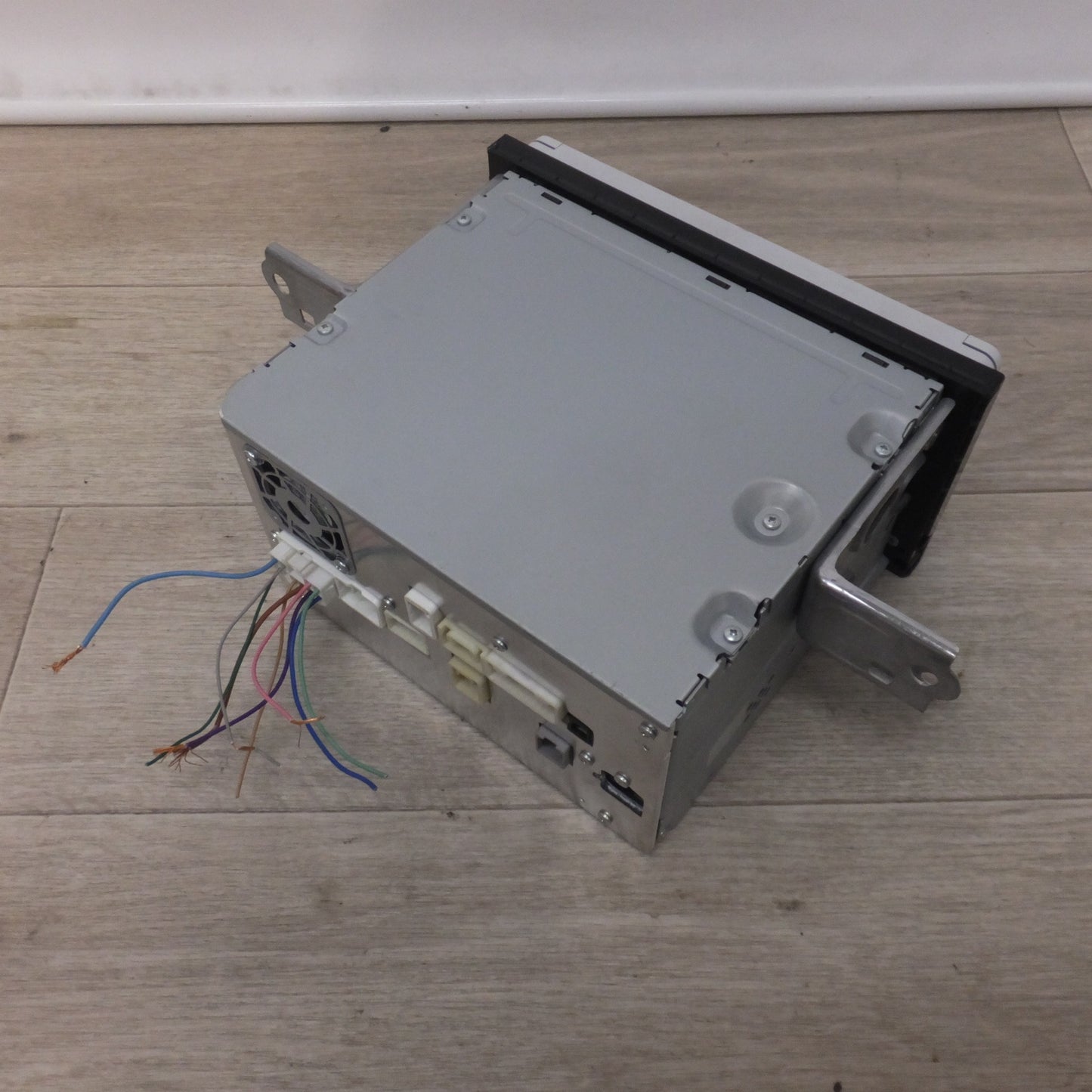 [送料無料] 現状品★パイオニア製 トヨタ 純正 メモリーナビ マルチAVステーション NSCP-W62 08545-00V70 セキュリティロック品[44]★