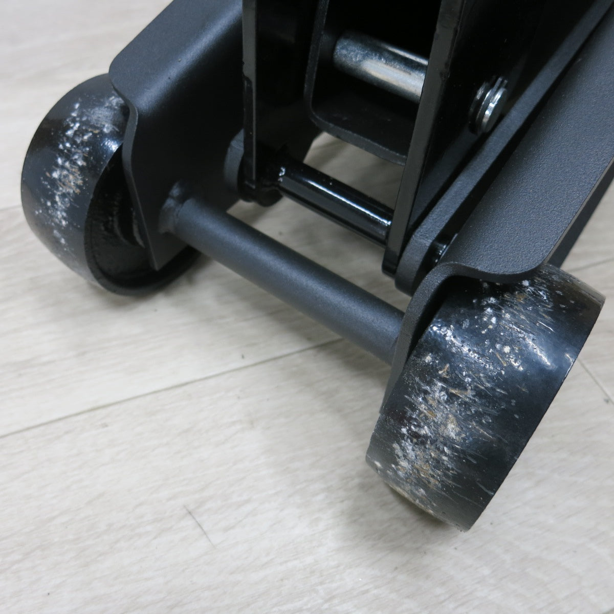 [送料無料] キレイ◆エナジーギア ENERGY GEAR 3t 3トン 油圧 ジャッキ FJ-233 地上高 140-435mm 箱付き◆