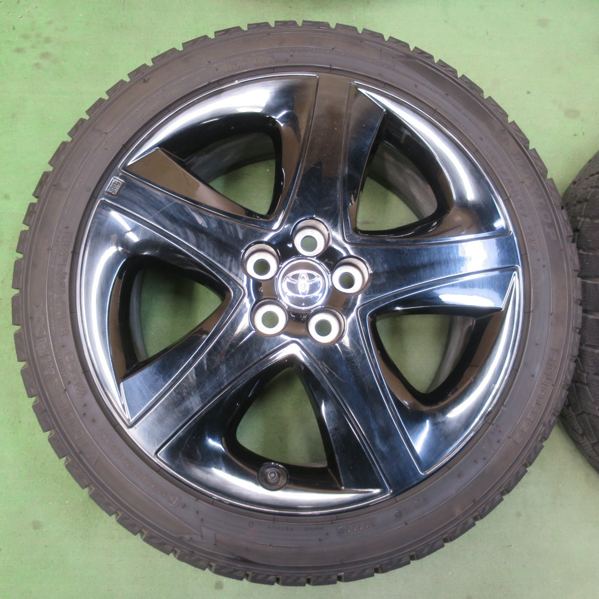 バリ溝！22年！9分★トヨタ 50系 プリウス ツーリング 純正 215/45R17 スタッドレス ダンロップ ウインターマックス WM02 17インチ PCD100/5H★6033109イス