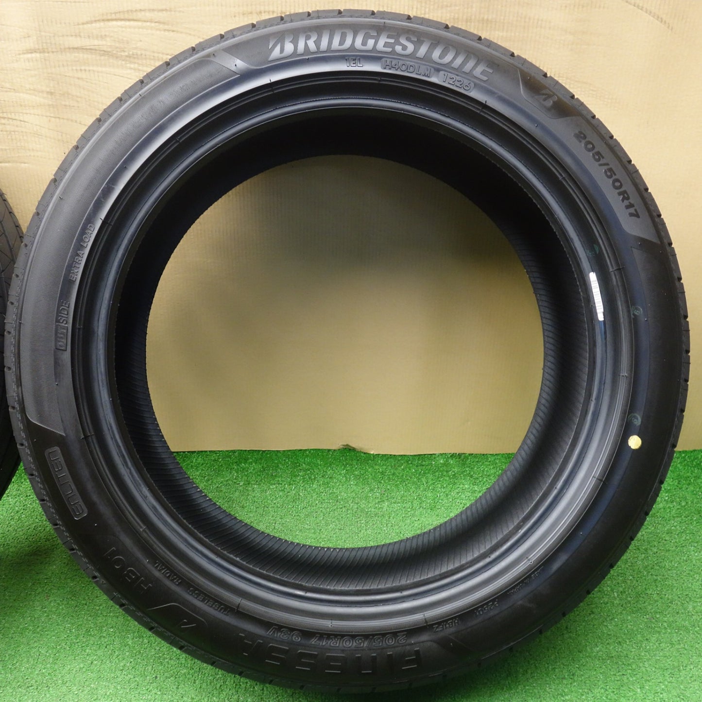 バリ溝！26年！9.5分★205/50R17 ブリヂストン FINESSA HB01 タイヤ 17インチ インプレッサ アクセラ ウィッシュ 等★6052903KTノタ