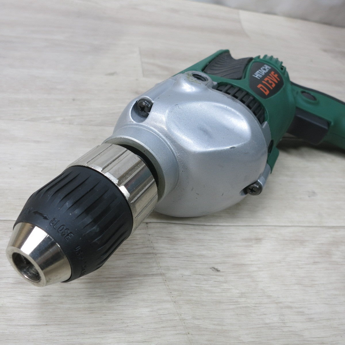 [送料無料] ◆日立工機 13mm 変速 電気 ドリル 100V 50 / 60HZ 710W D13VF ケース付き 電動 工具◆