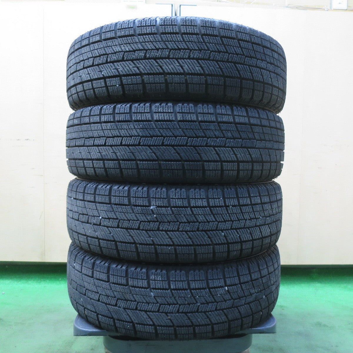 バリ溝！23年！キレイ！9分★スタッドレス 165/55R15 ナンカン アイス アクティバ AW-1 EMBELY 15インチ 軽サイズ 軽自動車 PCD100/4H★5102709イス