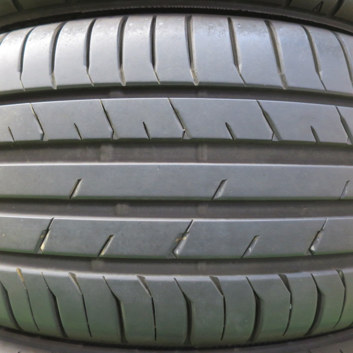 [送料無料] バリ溝！23年！9.5分★LEONIS MX 235/40R19 トーヨー プロクセス スポーツ 19インチ レオニス PCD114.3/5H★4120307イノ