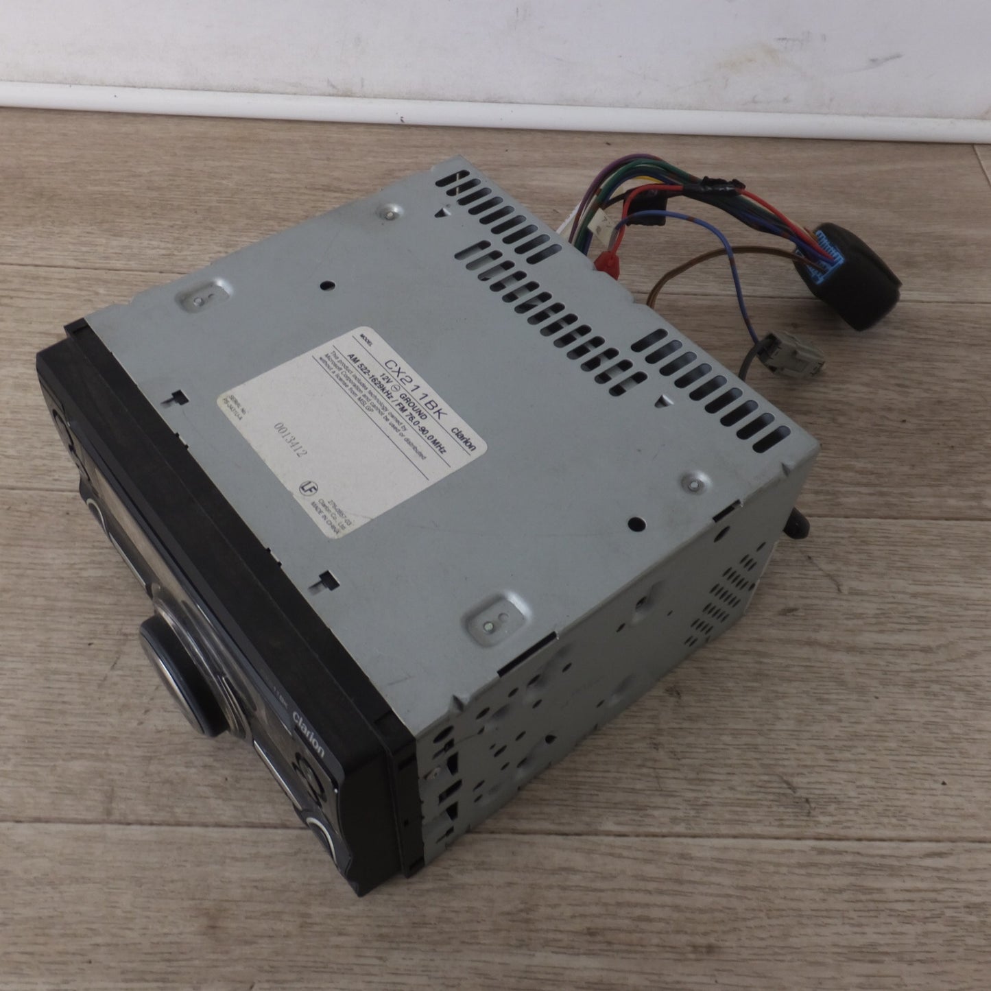 [送料無料] ★クラリオン clarion カーオーディオ レシーバー CX211BK(18)★