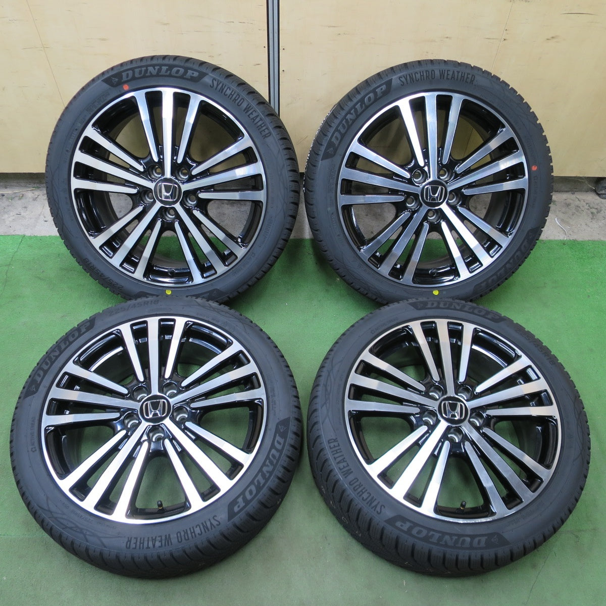 未使用！26年！キレイ◎ホンダ RC オデッセイ アブソルート EX 純正 225/45R18 ダンロップ SYNCHRO WEATHER シンクロウェザー オールシーズン 18インチ PCD114.3/5H◎6091901NGス