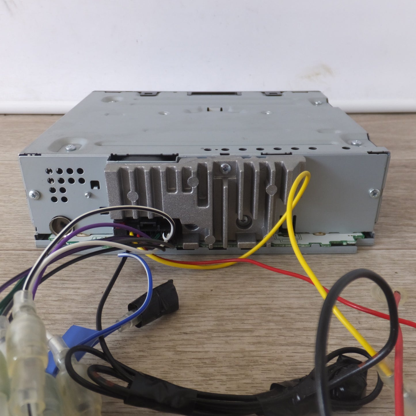 [送料無料] ★カロッツェリア carrozzeria CDチューナー メインユニット DEH-380(59)★