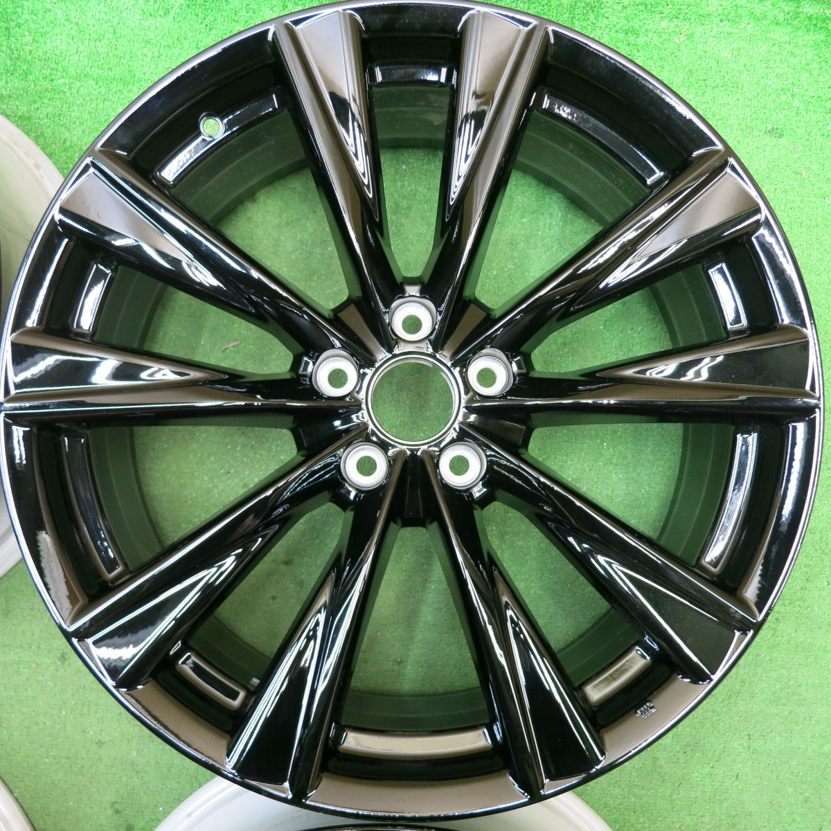 新車外し★レクサス NX Fスポーツ 純正 ホイール 20インチ 20×7.5J PCD114.3/5H★5062004HAホ