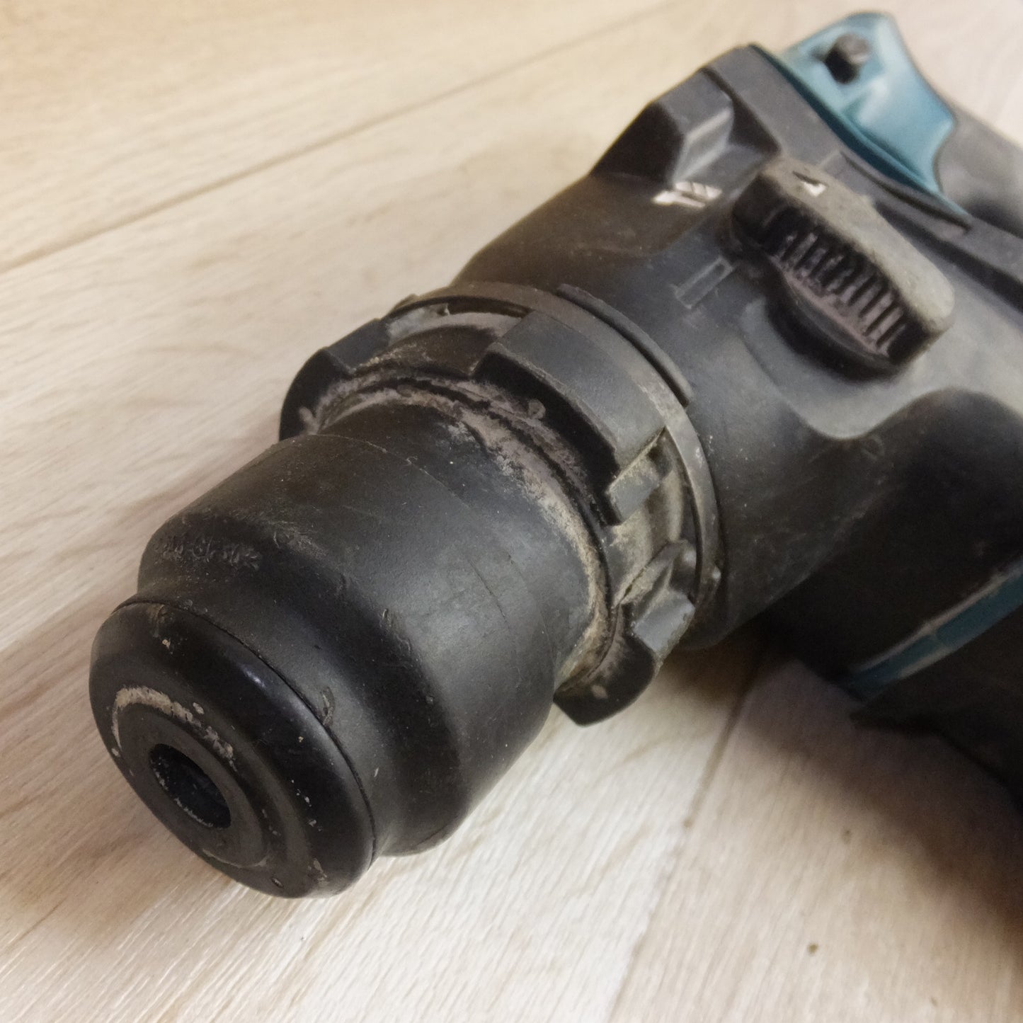 [送料無料] ★マキタ makita 17mm 充電式ハンマドリル HR171D　バッテリ BL1850B　セット★
