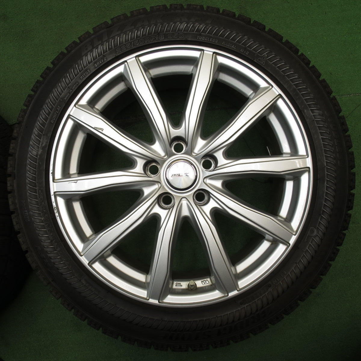 バリ溝！9分★スタッドレス 225/50R18 ブリヂストン ブリザック RFT JOKER ジョーカー 18インチ PCD114.3/5H★5061001NJス