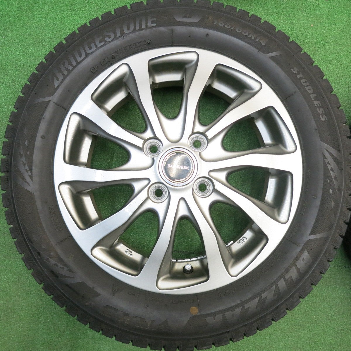 バリ溝！23年！ほぼ10分★スタッドレス 165/65R14 ブリヂストン ブリザック VRX3 BALMINUM TR10 バルミナ 14インチ ソリオ ハスラー 等 PCD100/4H★6011706HAス