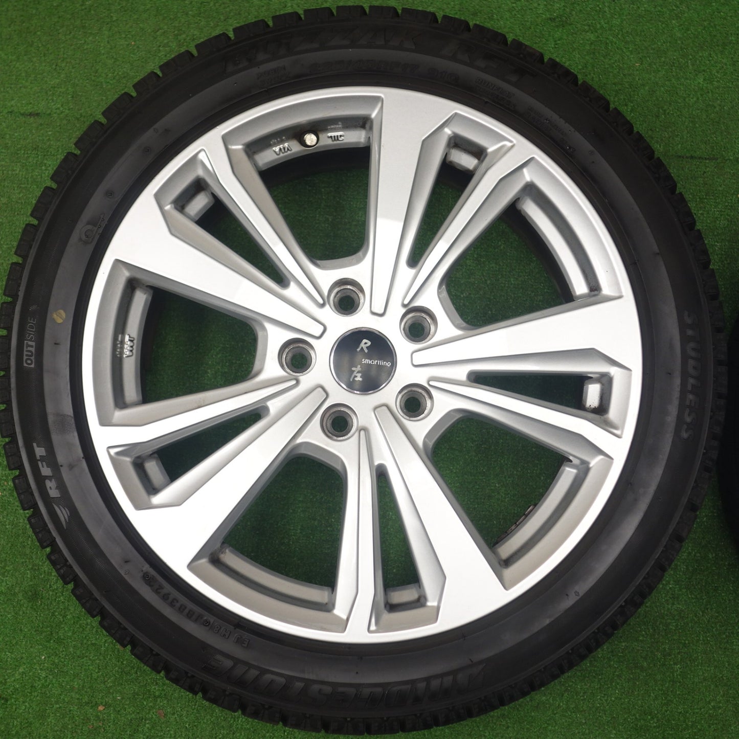 バリ溝！22年！9.5分★MINI 等 smartline 365 225/45R17 スタッドレス ブリヂストン ブリザック RFT スマートライン 17インチ PCD112/5H★6021904KTス