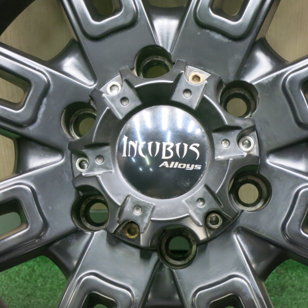 *送料無料* 4本価格★INCUBUS Alloys 285/70R17 BFグッドリッチ Mud-Terrain T/A KM2 インキュバス 17インチ PCD139.7/6H★4042001TNノ