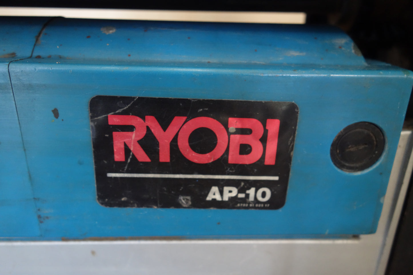 [送料無料] ☆RYOBI リョービ 自動 カンナ AP-10 電動 工具 かんな 鉋 木工 木材 加工 研磨☆