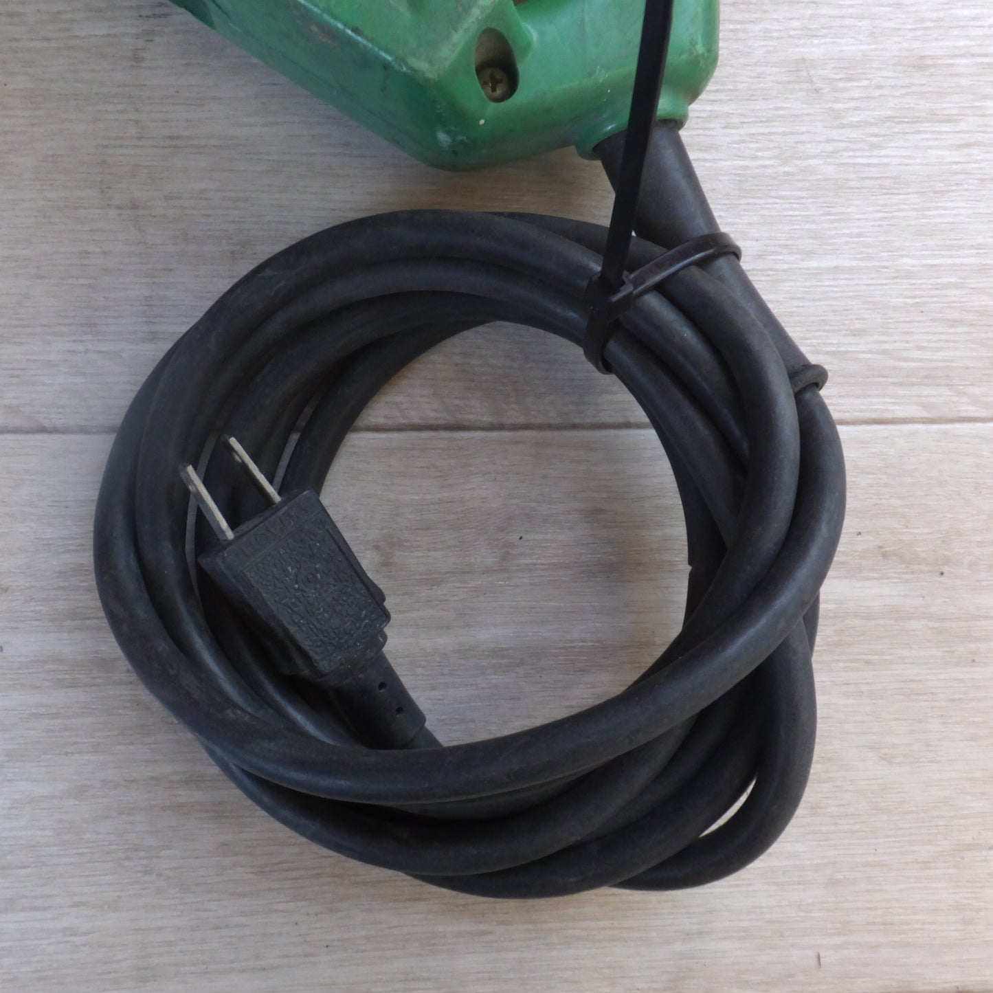 [送料無料] 現状品★日立 HITACHI 115mm 電子セーバソー CR10V　100V 50/60Hz 650W 6.8A★