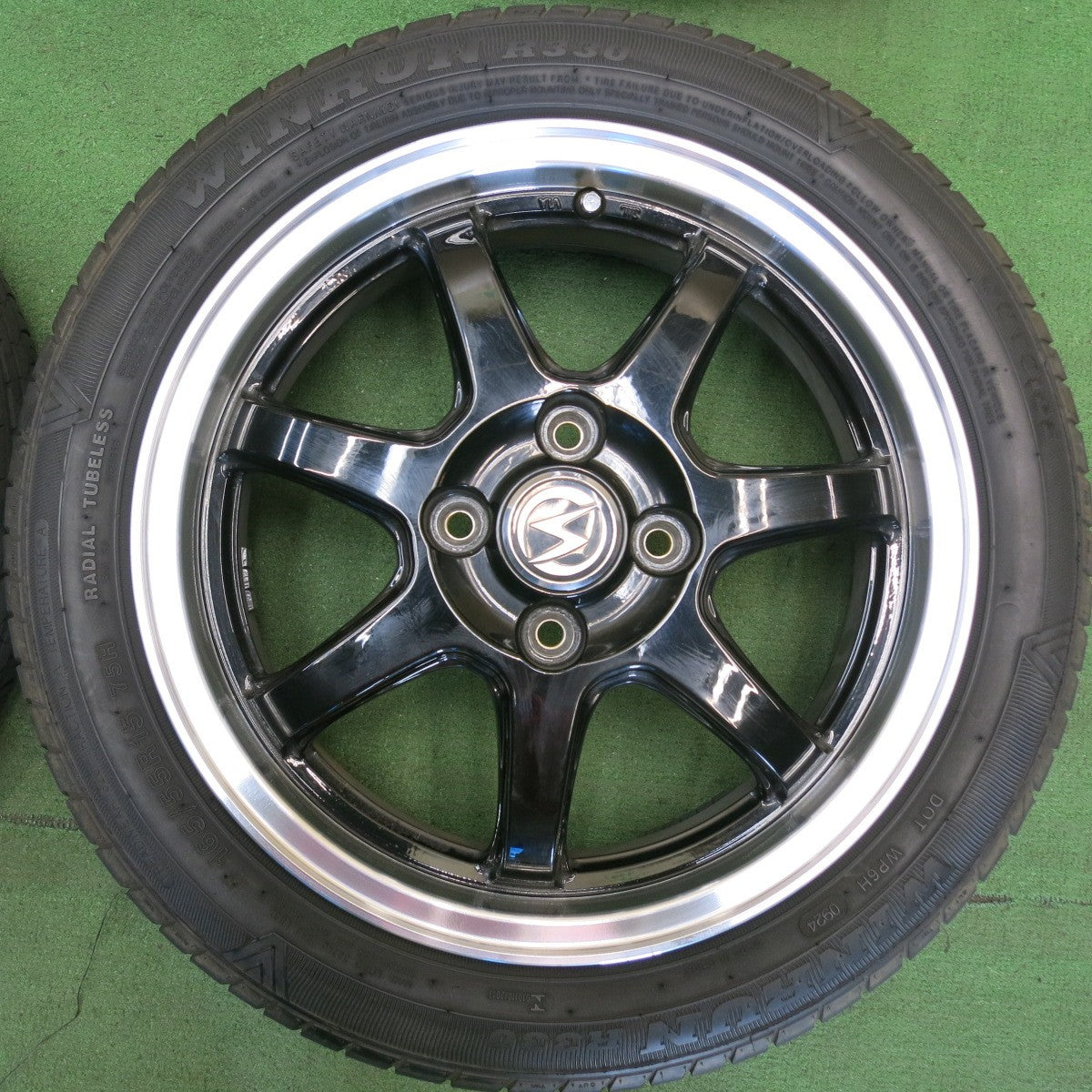 キレイ！24年★165/55R15 ウィンラン R330 S-HOLD 社外 アルミ 15インチ 軽サイズ N-BOX タント 等 PCD100/4H★6060406HAノ