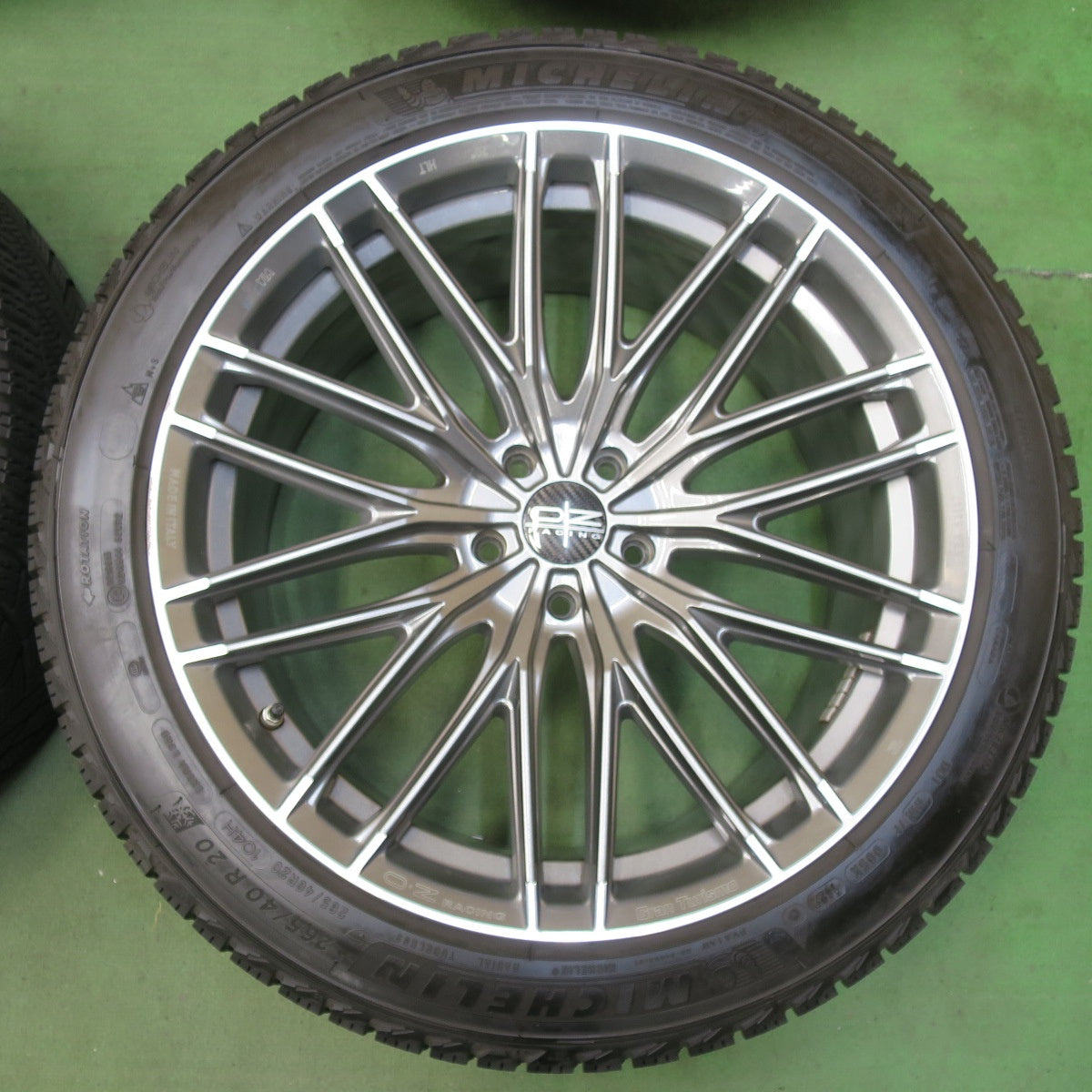 センサー付！バリ溝！22年！キレイ！9.5分★BMW 等 O・Z RACING Gran Turismo HLT 265/40R20 スタッドレス ミシュラン X-ICE SNOW OZ グランツーリズモ PCD112/5H★5110306イス