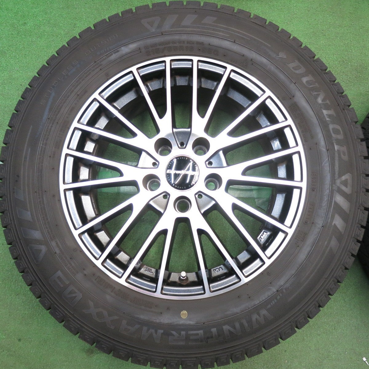 バリ溝！23年！9.5分◎スタッドレス 215/65R16 ダンロップ ウインターマックス 03 Eurodesign CALWER ユーロデザイン カルヴァー 16インチ PCD114.3/5H◎6100307HAス