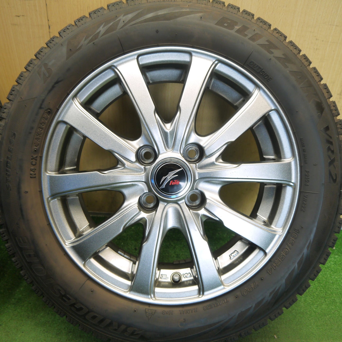 バリ溝！22年！8.5分◎スタッドレス 165/65R14 ブリヂストン ブリザック VRX2 Fang ファング 14インチ PCD100/4H◎6080703Hス