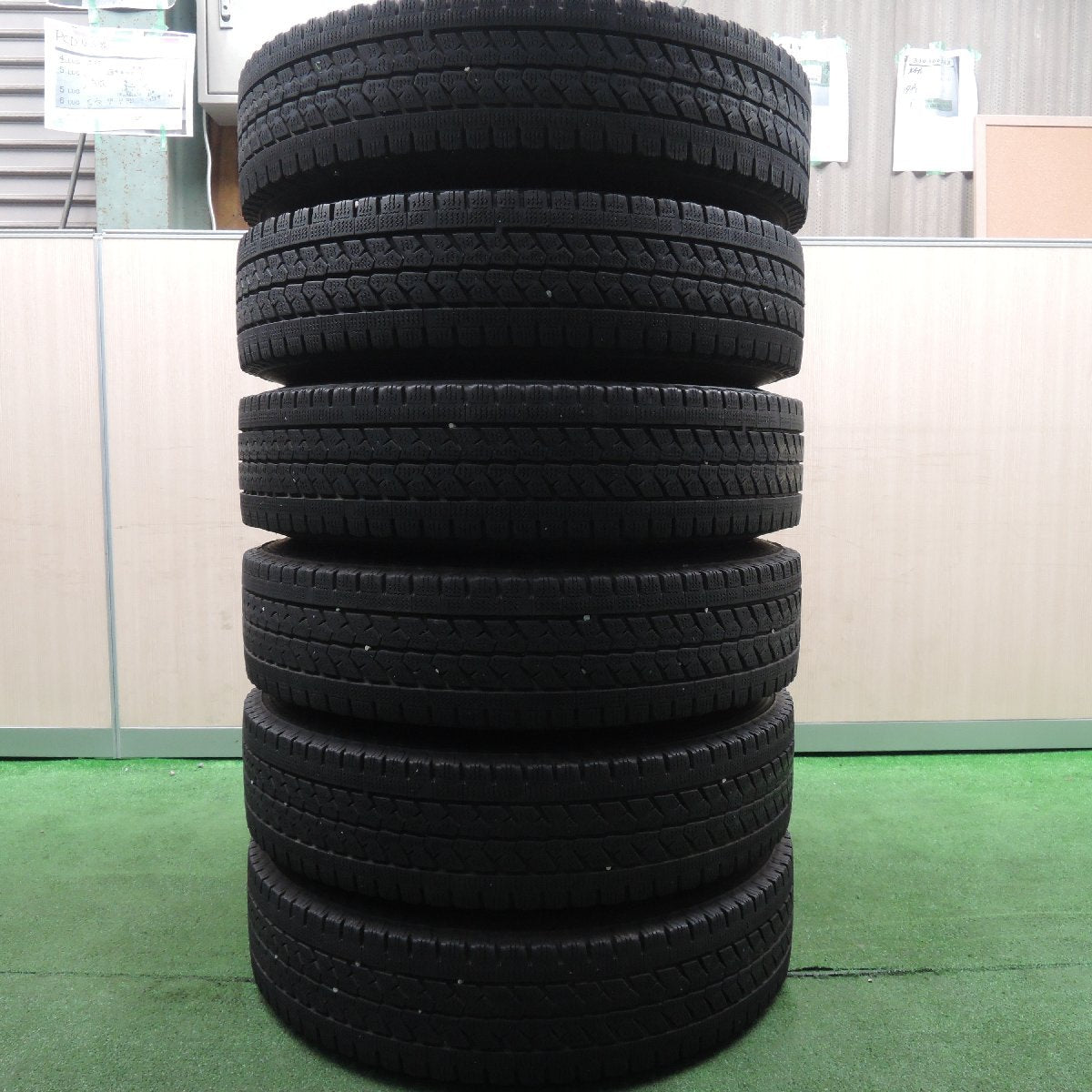 6本価格★トラック タイヤ 185/85R16 111/109L スタッドレス ブリヂストン ブリザック W979 TOPY ホイール 16インチ★3111808HAス