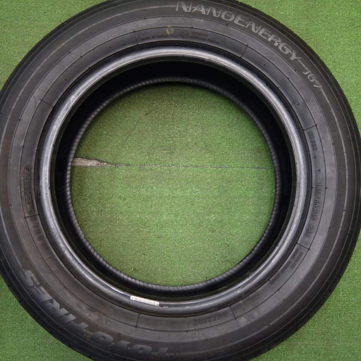 バリ溝 24年 9分★185/65R15 トーヨー ナノエナジー J67 15インチ フリード シエンタ アクア ノート マツダ2等★5031806Hノタ