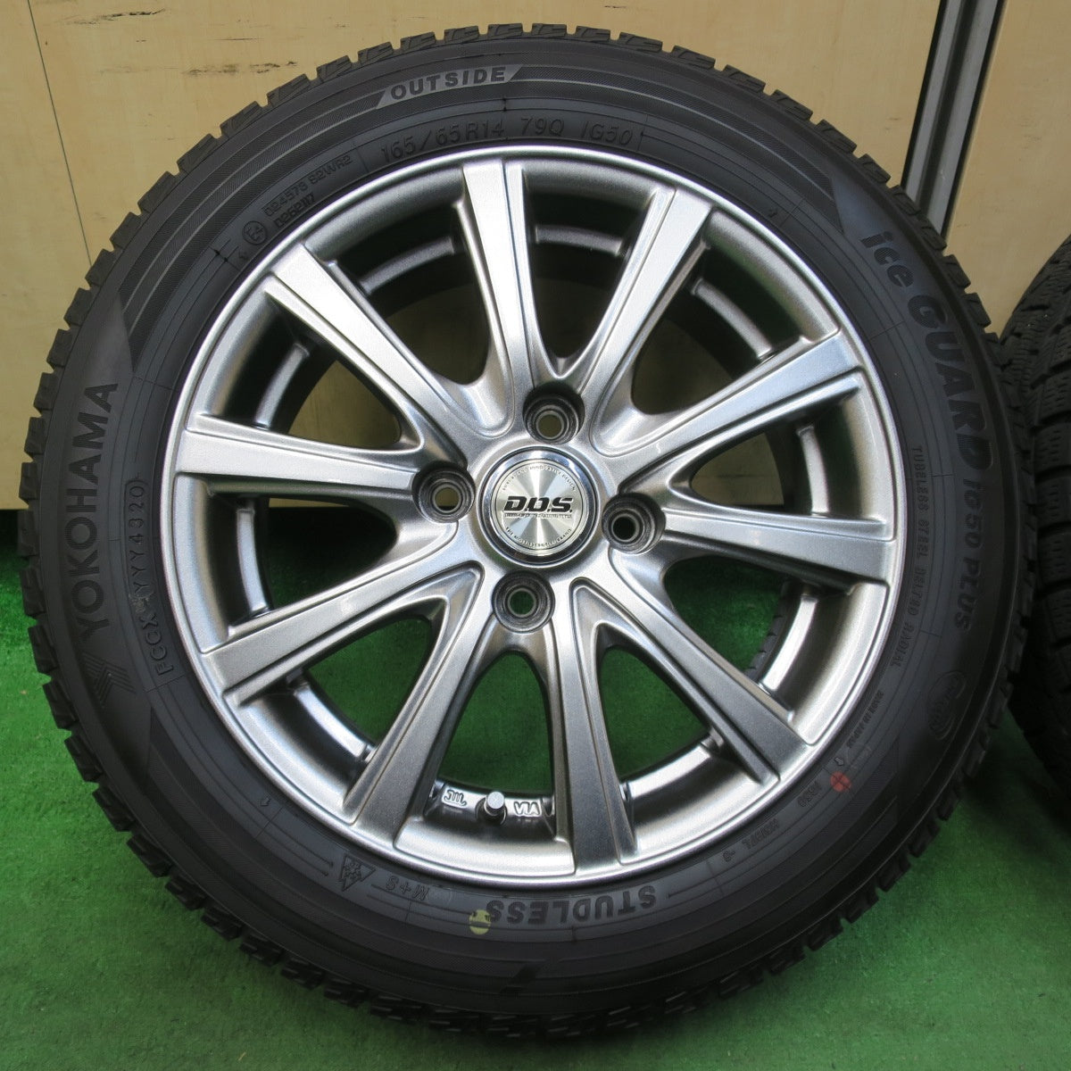 [送料無料] バリ溝！20年！キレイ！9分★スタッドレス 165/65R14 ヨコハマ アイスガード iG50 プラス D.O.S. DOS 14インチ PCD100/4H★4112209イス