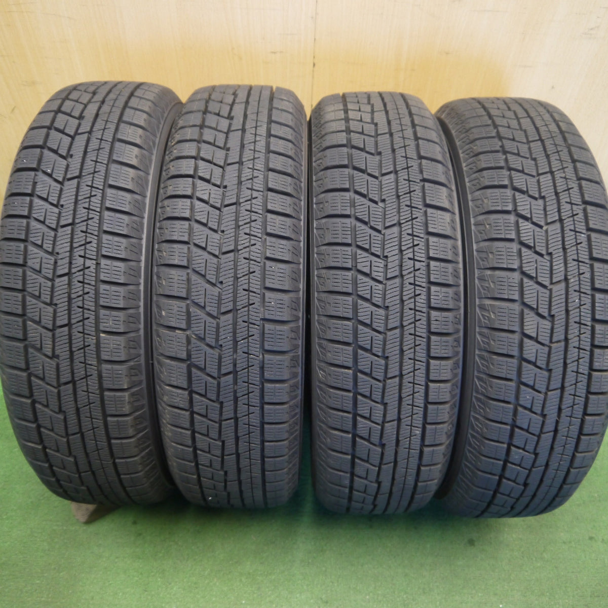 バリ溝！23年！9.5分◎スタッドレス 155/65R14 ヨコハマ アイスガード iG60 NIRVANA NV ニルバーナ ニルヴァーナ 14インチ PCD100/4H◎6100603Hス