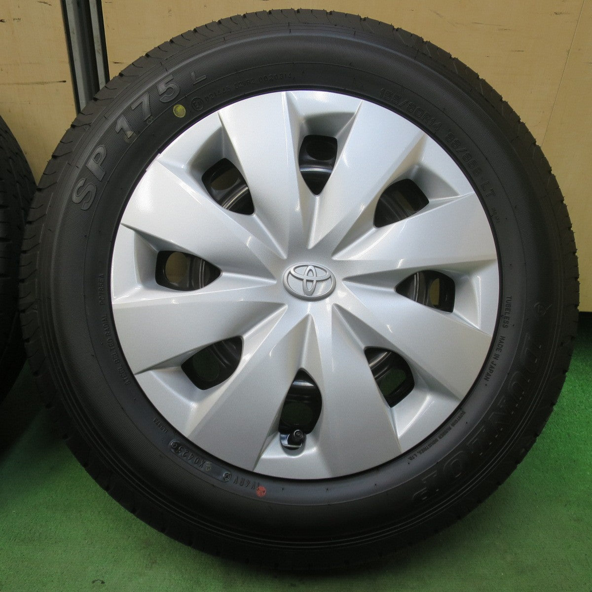 新車外し！25年★トヨタ プロボックス 純正 スチール 155/80R14 88/86S ダンロップ SP175L 14インチ PCD100/4H★6021303イノ