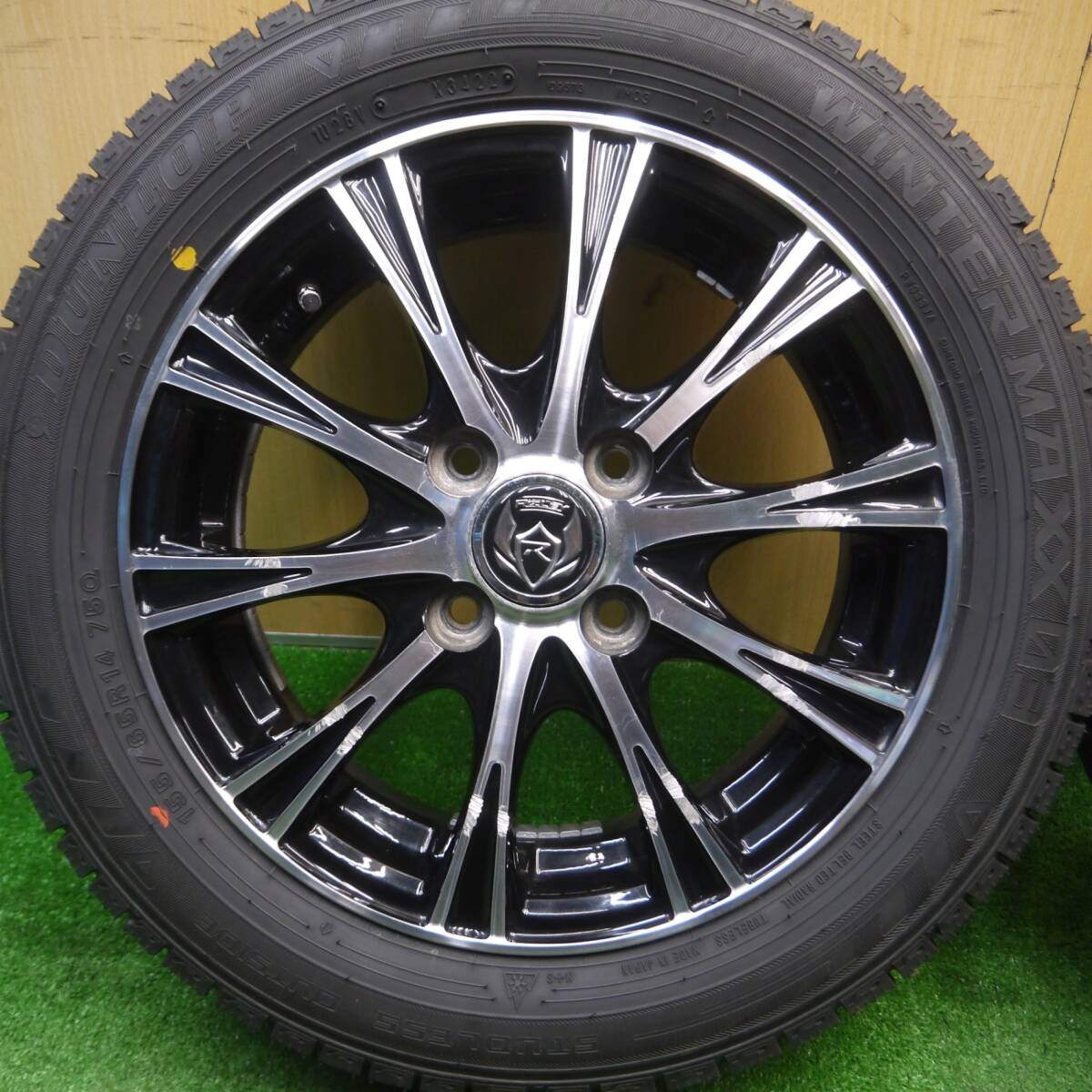 バリ溝！22年！9.5分以上★スタッドレス 155/65R14 ダンロップ ウインターマックス 03 RiZLEY ライツレー 14インチ PCD100/4H★5011713Hス