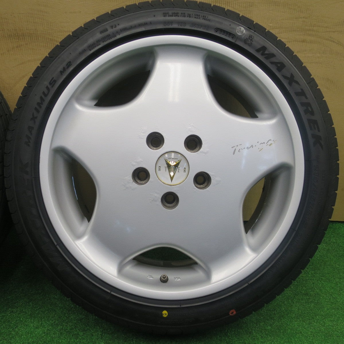 未使用！25年★WORK RYVER Touring EX 215/45R17 マックストレック MAXIMUS M2 ワーク レイバー 17インチ PCD114.3/5H★5121802NKス