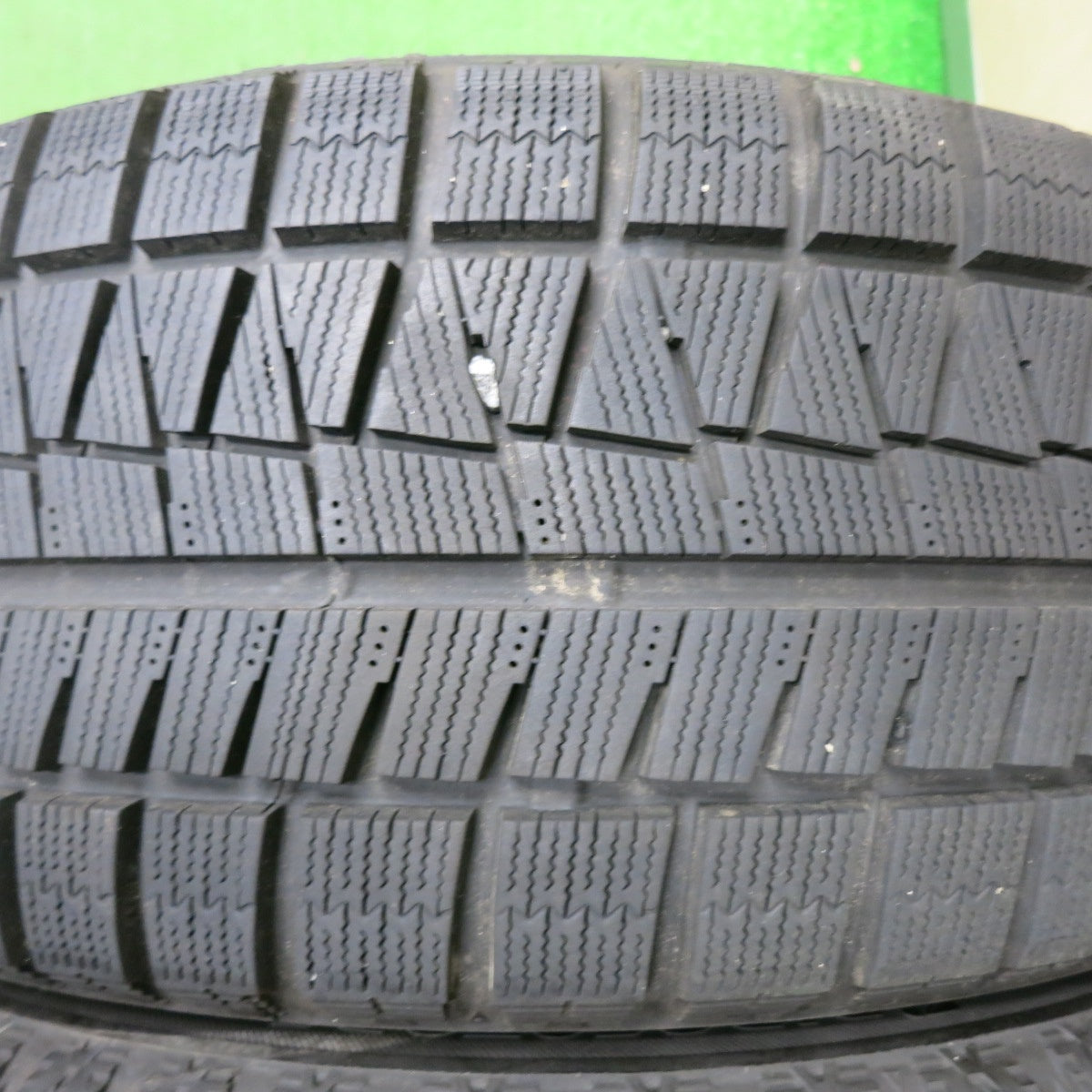 [送料無料] バリ溝！キレイ！9.5分★スタッドレス 215/50R17 ブリヂストン アイスパートナー2 Exceeder エクシーダー 17インチ PCD114.3/5H★5010303NJス