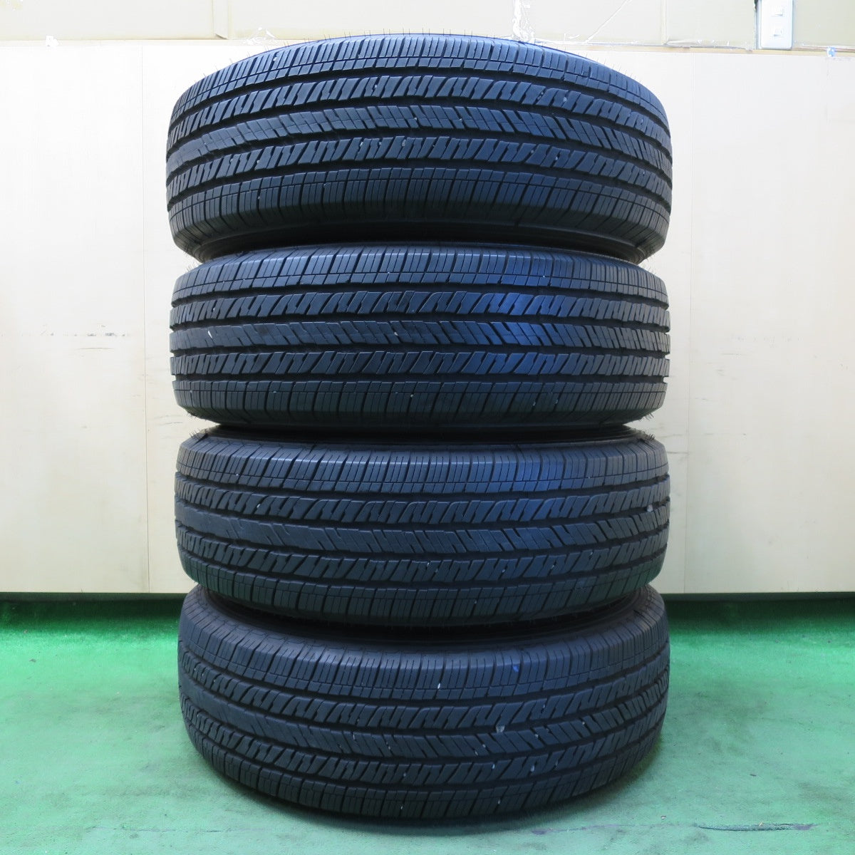 [送料無料] バリ溝！23年！キレイ！9.5分★JEEP ジープ JL ラングラー アンリミテッド サハラ 純正 MOPAR 255/70R18 ブリヂストン デューラー H/T 685 PCD127/5H★4103003イノ